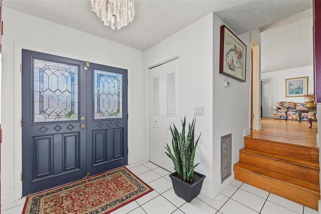 8239 VASSAR CIRCLE, Tampa, FL 33634
