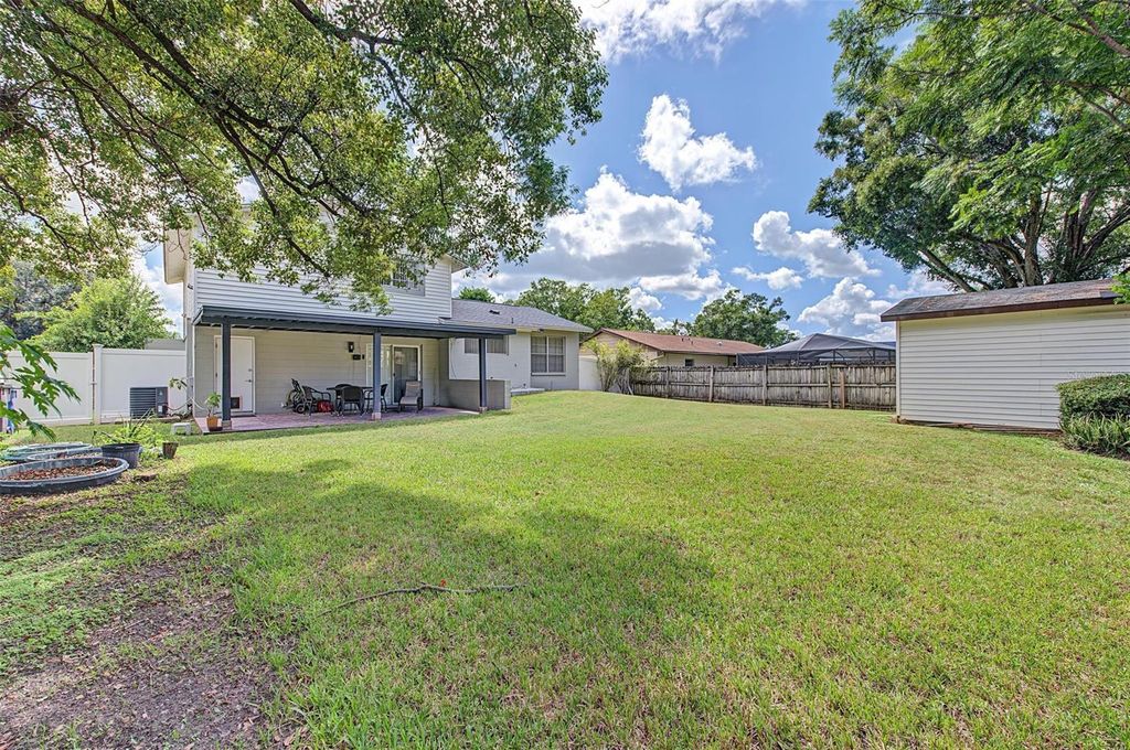 Image 34 of property listing at 8239 VASSAR CIRCLE, Tampa, FL 33634