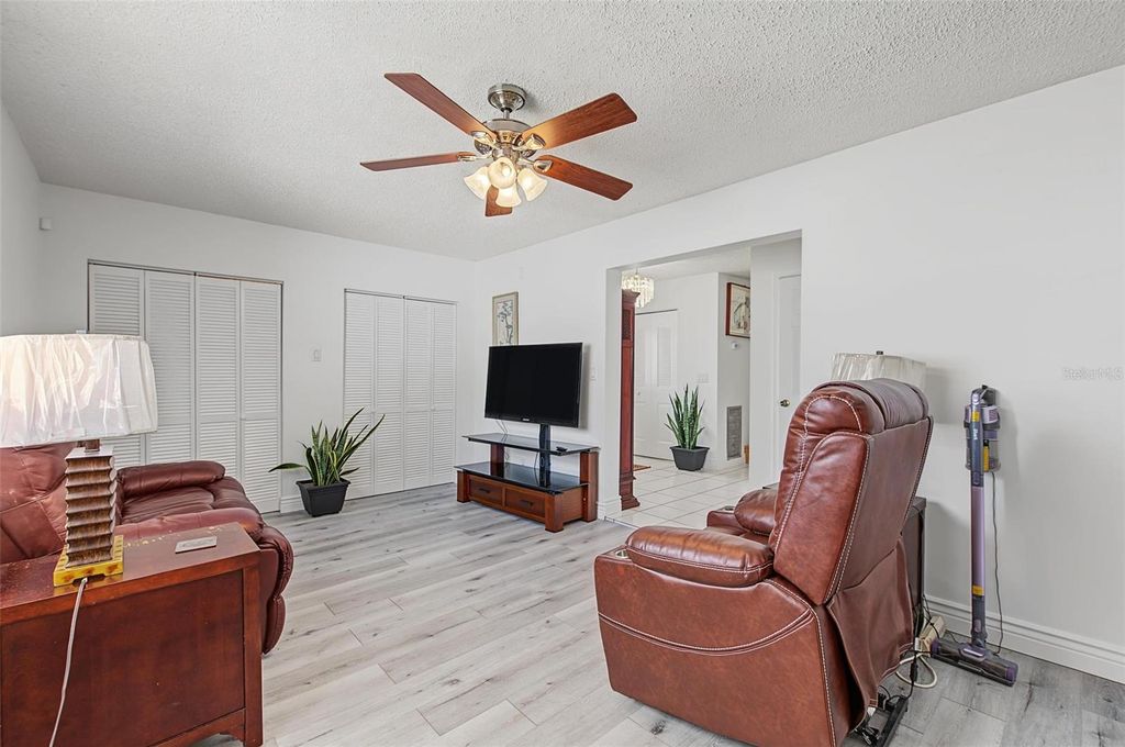 Image 7 of property listing at 8239 VASSAR CIRCLE, Tampa, FL 33634