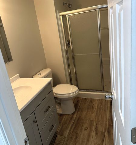 418 E Otis Ave, Salina, KS 67401