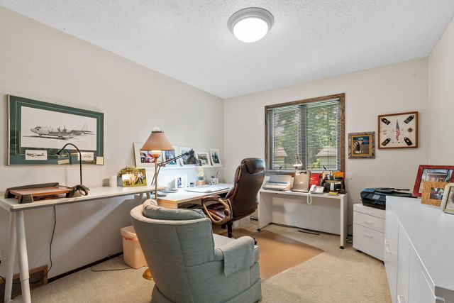 266 Cardinal Court, Chaska, MN 55318