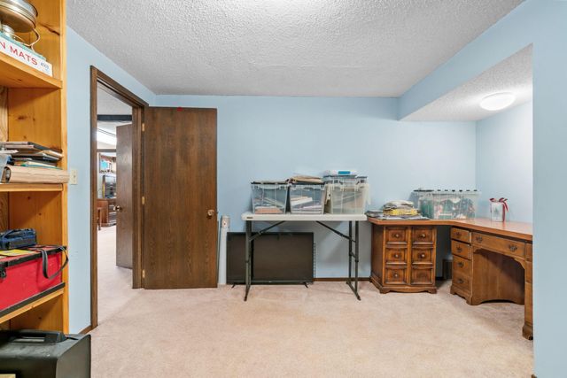 266 Cardinal Court, Chaska, MN 55318