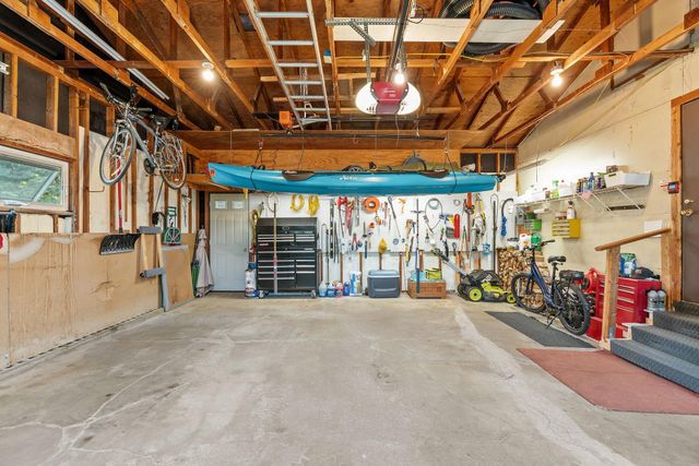 266 Cardinal Court, Chaska, MN 55318