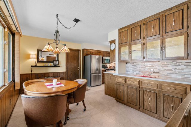 266 Cardinal Court, Chaska, MN 55318