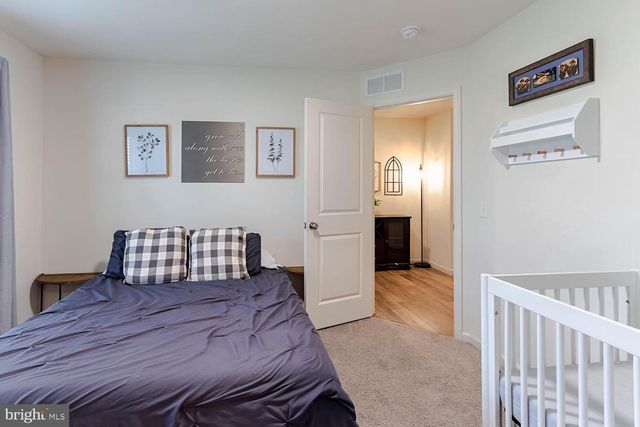 204 WHITETAIL CIR, Mill Hall, PA 17751