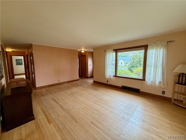 510 3rd Street, Porter, NY 14174