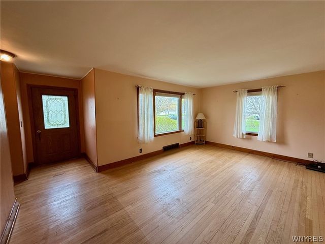510 3rd Street, Porter, NY 14174