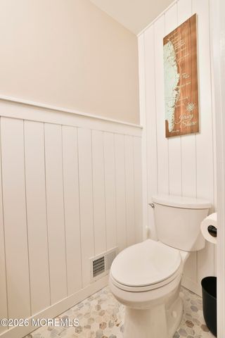 9 Barnes Lane 209, Toms River, NJ 08753