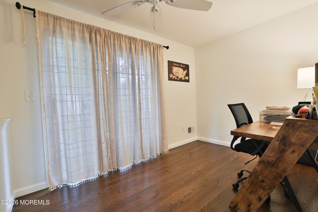 9 Barnes Lane 209, Toms River, NJ 08753