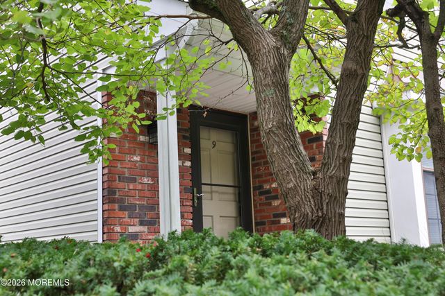 9 Barnes Lane 209, Toms River, NJ 08753