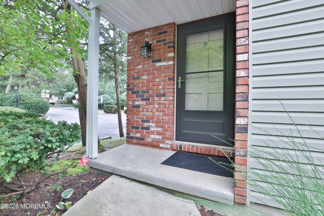 9 Barnes Lane 209, Toms River, NJ 08753