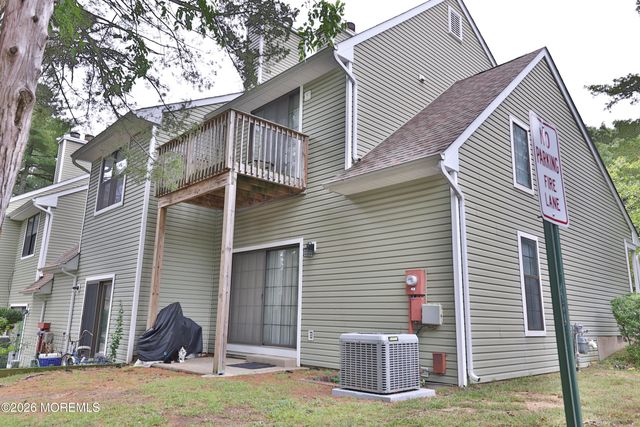 9 Barnes Lane 209, Toms River, NJ 08753