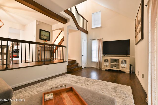 9 Barnes Lane 209, Toms River, NJ 08753