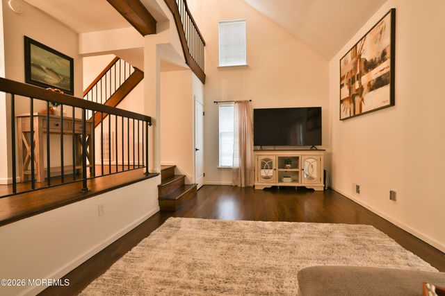 9 Barnes Lane 209, Toms River, NJ 08753