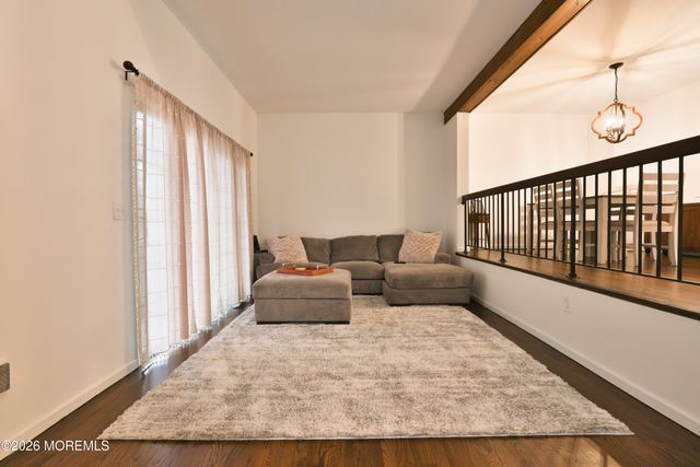 9 Barnes Lane 209, Toms River, NJ 08753
