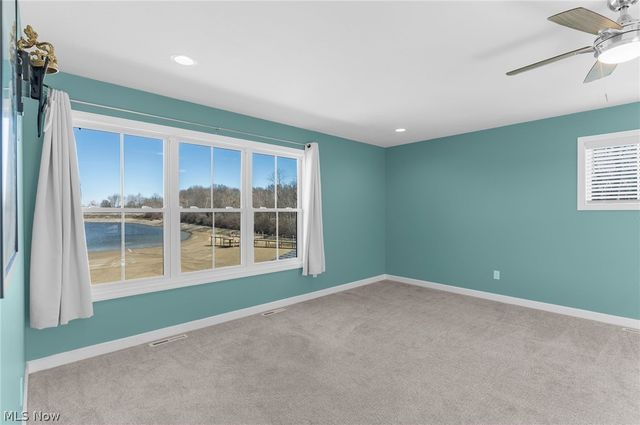 2166 NE River Road, Lake Milton, OH 44429