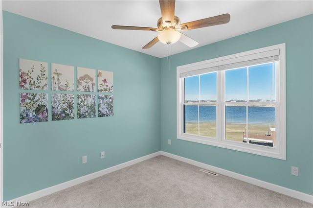 2166 NE River Road, Lake Milton, OH 44429