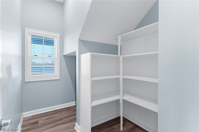 2166 NE River Road, Lake Milton, OH 44429