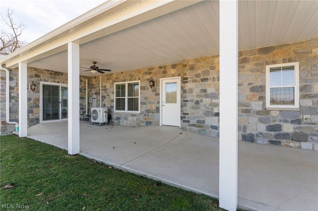 2166 NE River Road, Lake Milton, OH 44429