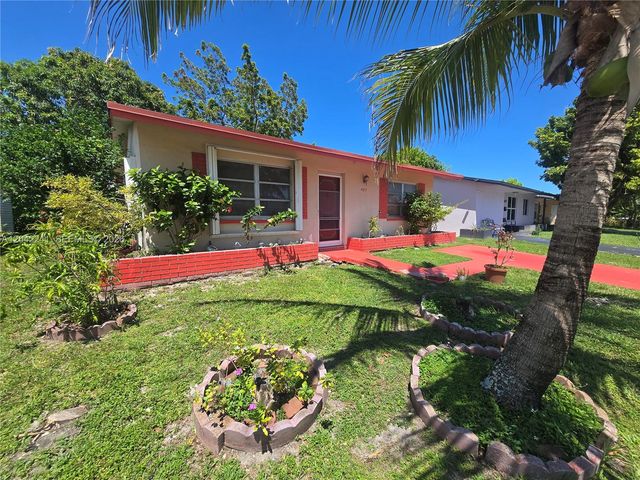 4717 NW 50th St, Tamarac, FL 33319
