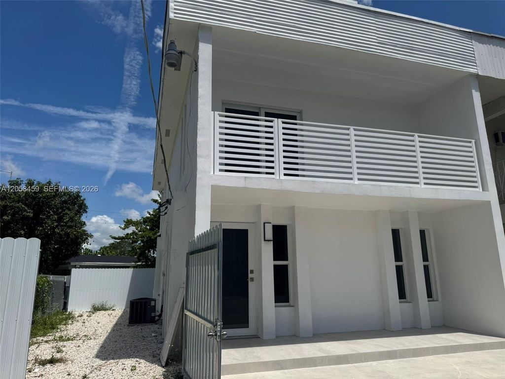 3315 NW 13th Terrace 3315, Miami, FL 33125