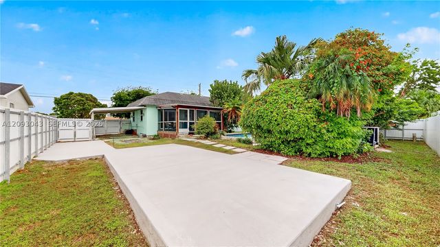 29902 SW 147th Ave, Homestead, FL 33033