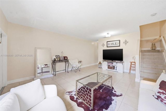 2263 SE 25th Ave 2263, Homestead, FL 33035