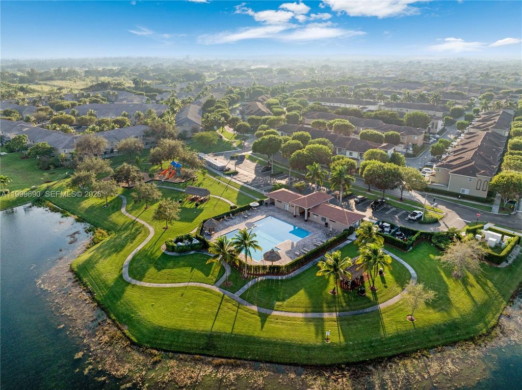 2263 SE 25th Ave 2263, Homestead, FL 33035