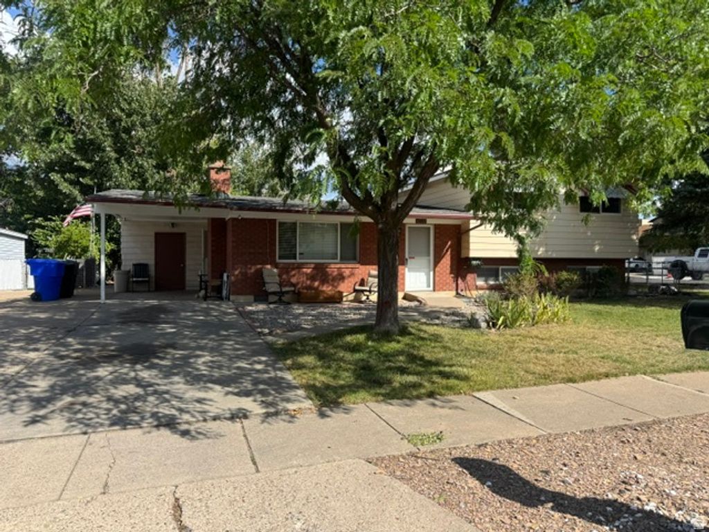 4372 S 950 W, Riverdale, UT 84405 — exterior