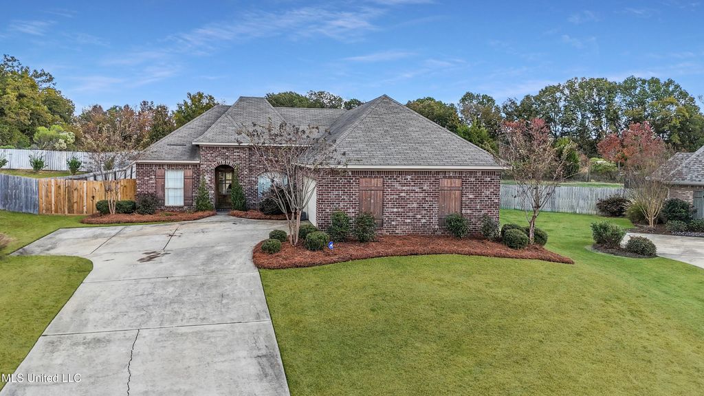 260 Rockbridge Drive, Madison, MS 39110