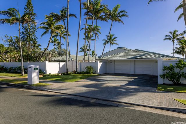141 Kailuana Loop, Kailua, HI 96734