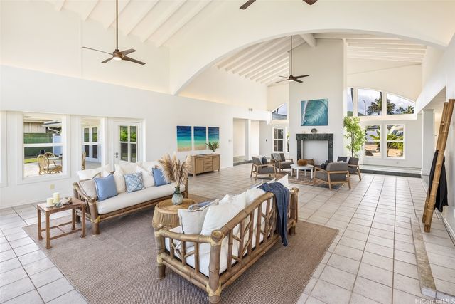 141 Kailuana Loop, Kailua, HI 96734