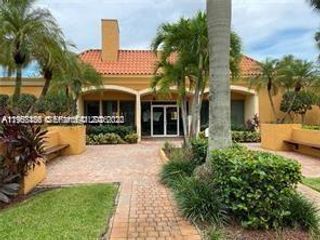 18017 NW 68th Ave A-101, Hialeah, FL 33015