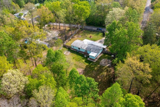 2354 Wayne Rd, Bon Aqua, TN 37025