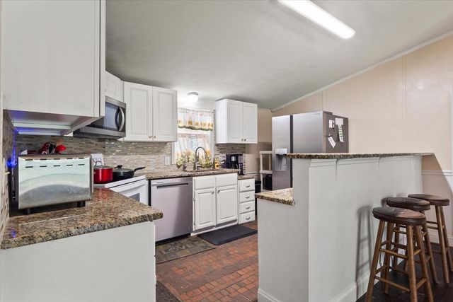 2354 Wayne Rd, Bon Aqua, TN 37025