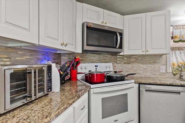 2354 Wayne Rd, Bon Aqua, TN 37025