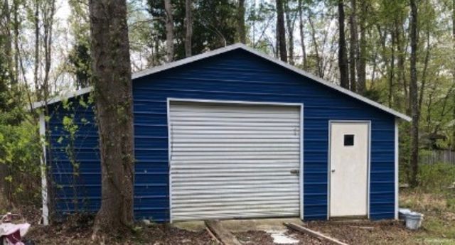 2354 Wayne Rd, Bon Aqua, TN 37025
