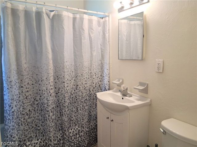 117 Coolidge AVE, Lehigh Acres, FL 33936