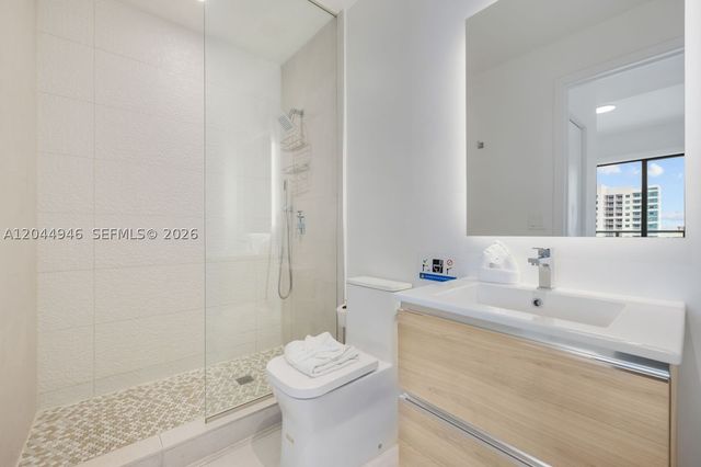 239 SW 9th St 1801, Miami, FL 33130