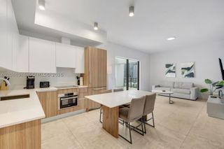 239 SW 9th St 1801, Miami, FL 33130