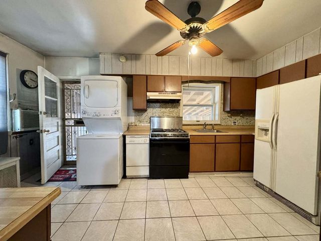 5437 N Linder Avenue, Chicago, IL 60630