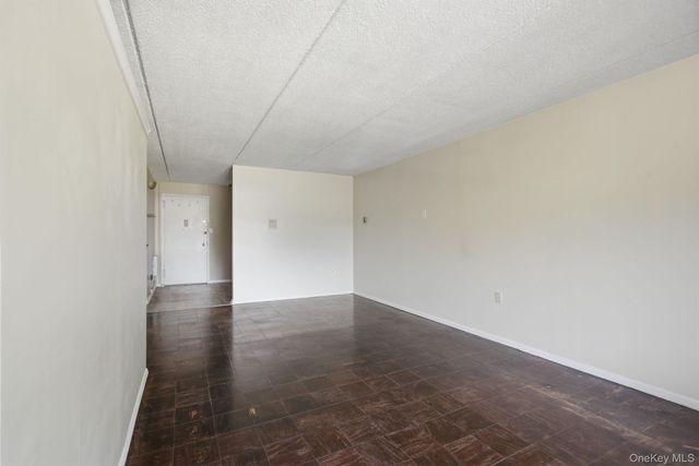 160 Academy Street 3P, Poughkeepsie, NY 12601