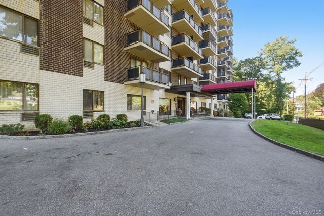 160 Academy Street 3P, Poughkeepsie, NY 12601