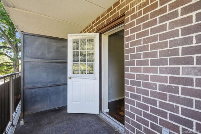 160 Academy Street 3P, Poughkeepsie, NY 12601