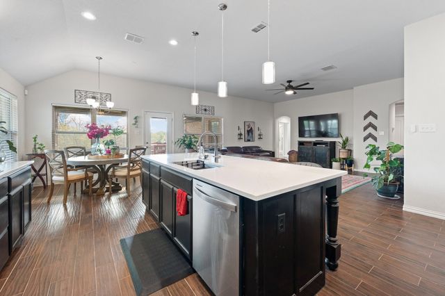 3117 Arbor View Drive, Burleson, TX 76028