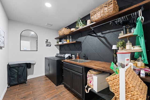 3117 Arbor View Drive, Burleson, TX 76028