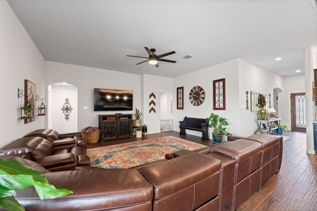 3117 Arbor View Drive, Burleson, TX 76028