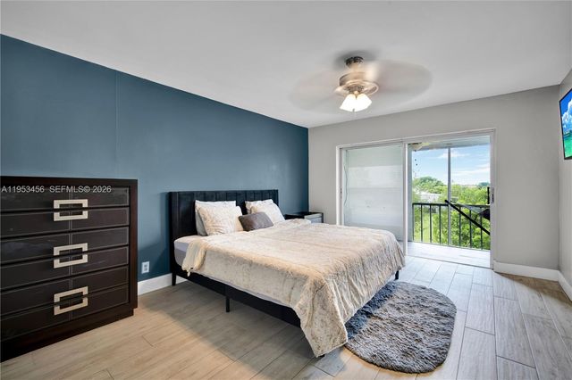 950 Hillcrest Dr 414, Hollywood, FL 33021