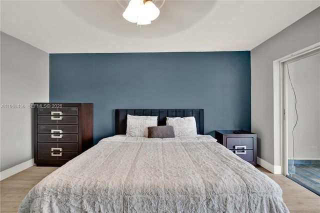 950 Hillcrest Dr 414, Hollywood, FL 33021