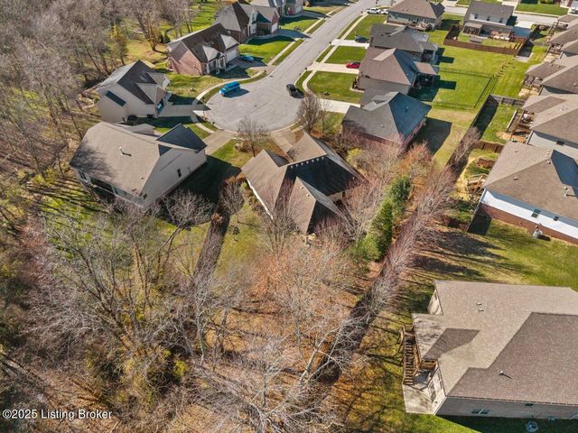 1483 Partridge Ct, Shelbyville, KY 40065